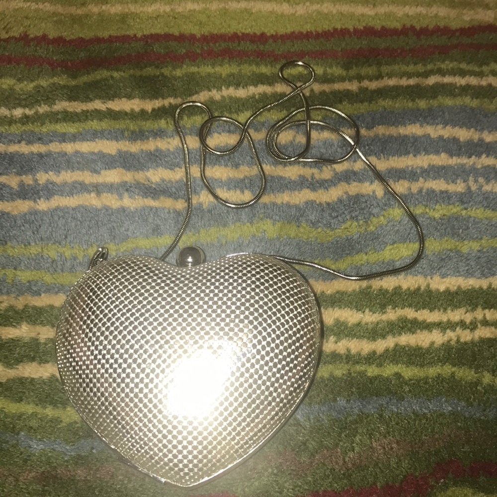 Whiting & Davis Silver Heart Clutch